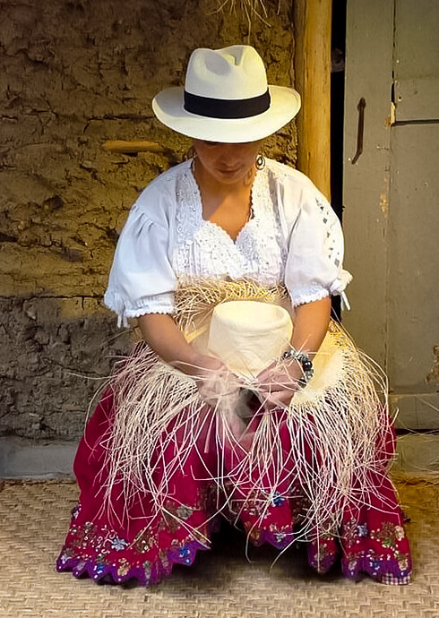Processus de fabrication du chapeau Panama
